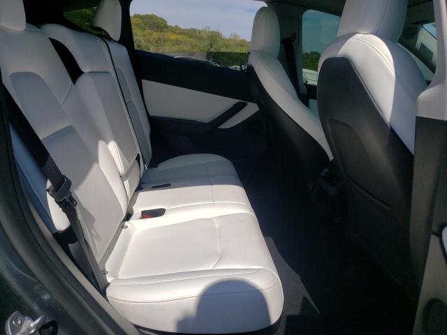 Photo 10 VIN: 7SAYGDEE0NF446218 - TESLA MODEL Y 