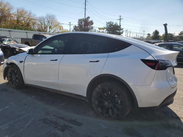 Photo 1 VIN: 7SAYGDEE0NF458272 - TESLA MODEL Y 