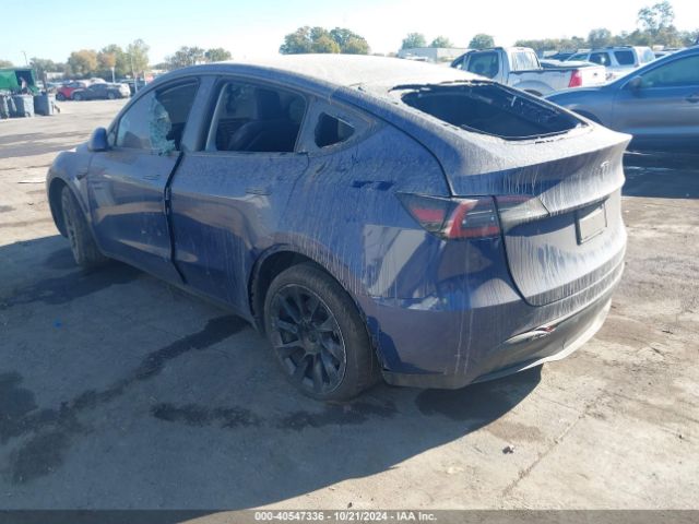 Photo 2 VIN: 7SAYGDEE0NF481051 - TESLA MODEL Y 