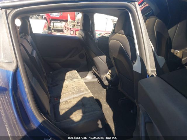 Photo 7 VIN: 7SAYGDEE0NF481051 - TESLA MODEL Y 