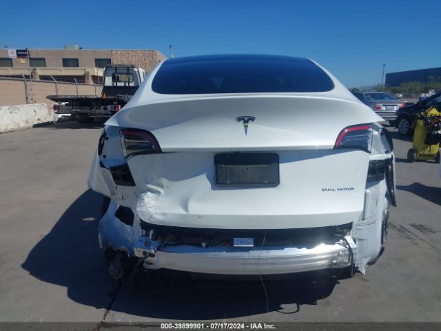 Photo 5 VIN: 7SAYGDEE0NF515487 - TESLA MODEL Y 