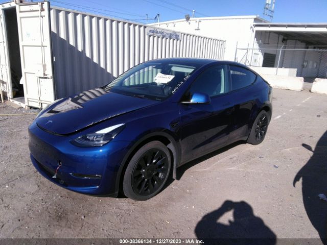 Photo 1 VIN: 7SAYGDEE0NF558386 - TESLA MODEL Y 