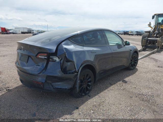 Photo 3 VIN: 7SAYGDEE0PA081748 - TESLA MODEL Y 