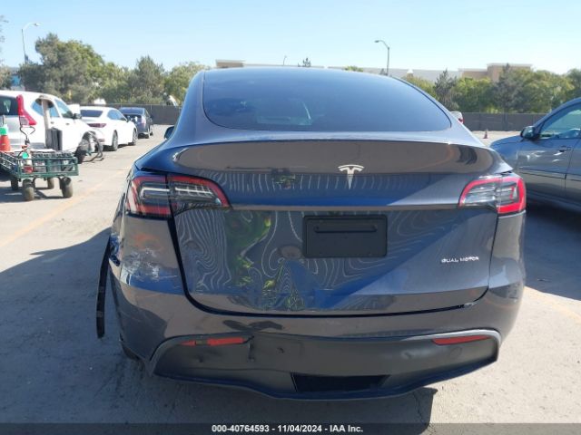 Photo 5 VIN: 7SAYGDEE0PA082169 - TESLA MODEL Y 