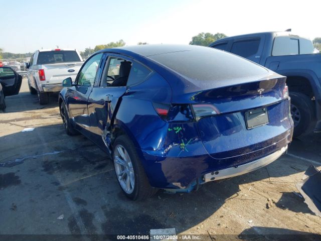 Photo 2 VIN: 7SAYGDEE0PA098663 - TESLA MODEL Y 