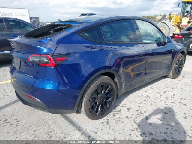 Photo 3 VIN: 7SAYGDEE0PA102405 - TESLA MODEL Y 