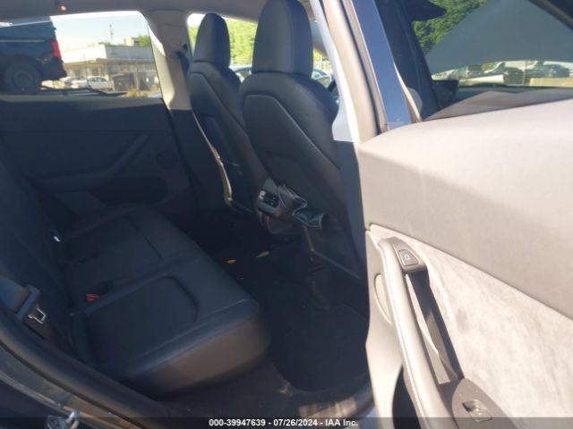 Photo 7 VIN: 7SAYGDEE0PA163317 - TESLA MODEL Y 