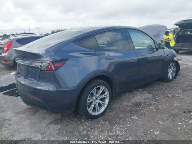 Photo 3 VIN: 7SAYGDEE0PA177668 - TESLA MODEL Y 