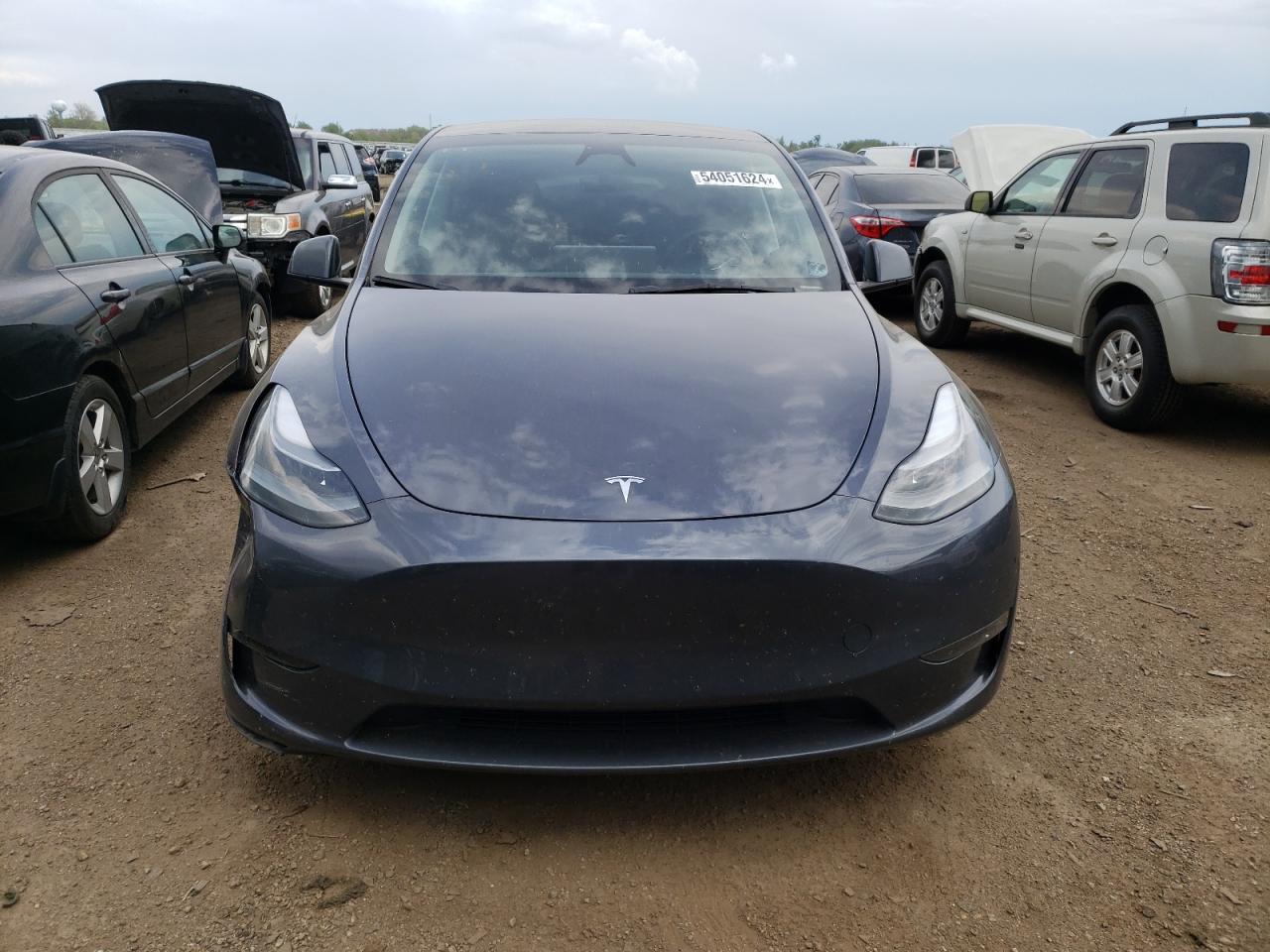 Photo 4 VIN: 7SAYGDEE0PA207025 - TESLA MODEL Y 