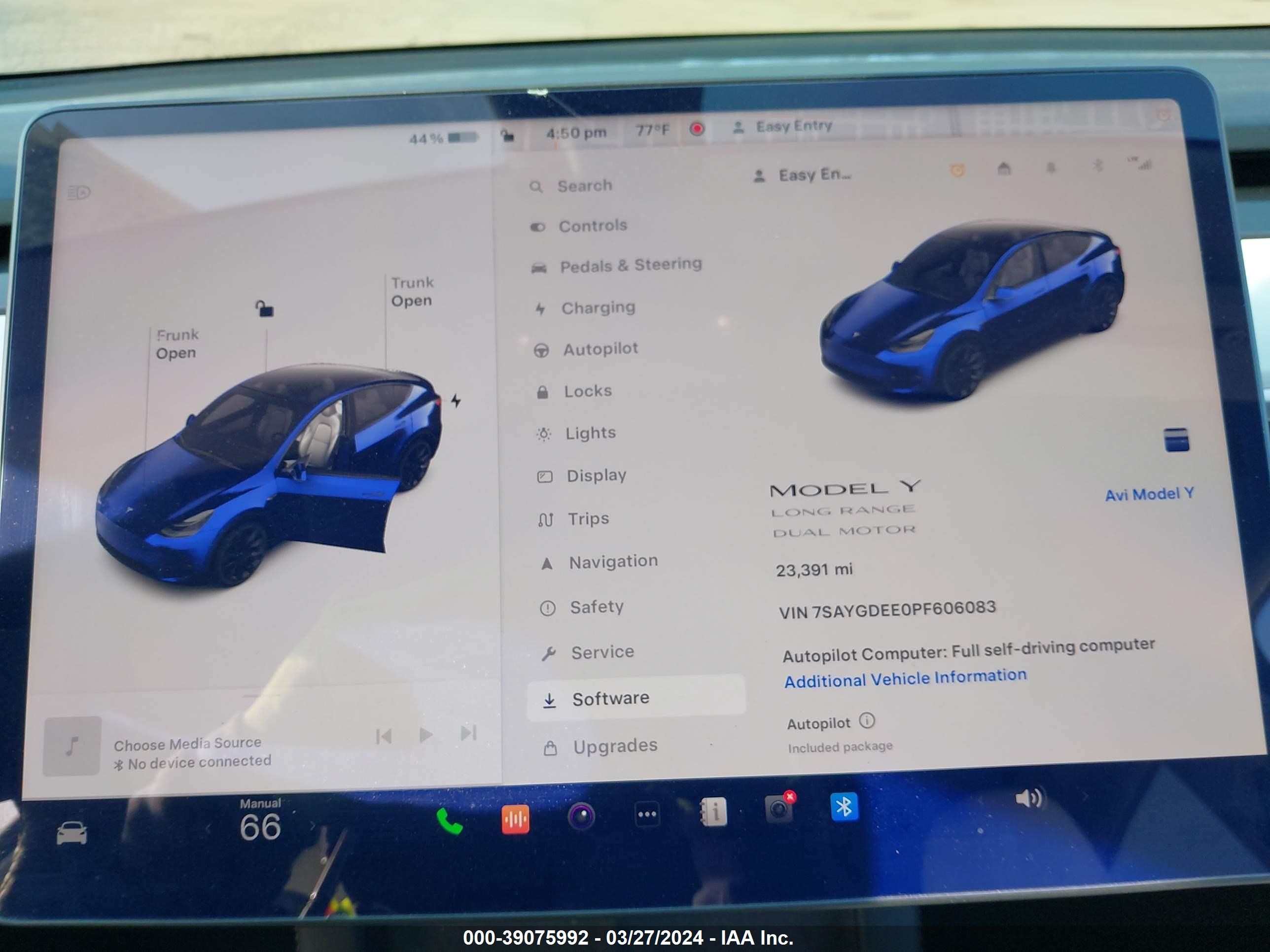 Photo 18 VIN: 7SAYGDEE0PF606083 - TESLA MODEL Y 