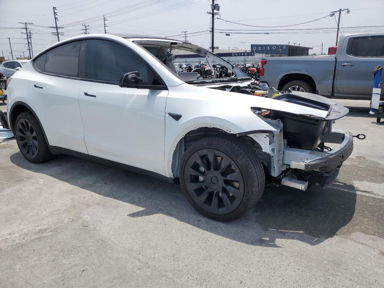 Photo 3 VIN: 7SAYGDEE0PF621022 - TESLA MODEL Y 