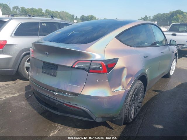 Photo 3 VIN: 7SAYGDEE0PF671483 - TESLA MODEL Y 