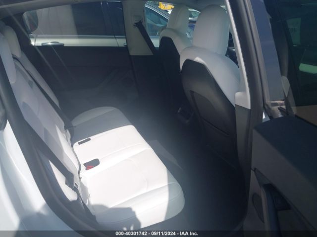 Photo 7 VIN: 7SAYGDEE0PF671483 - TESLA MODEL Y 