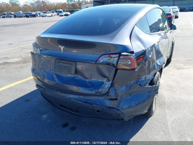 Photo 5 VIN: 7SAYGDEE0PF881601 - TESLA MODEL Y 