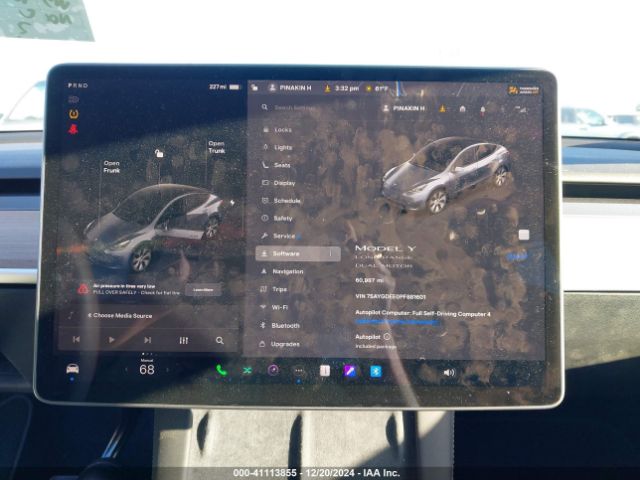 Photo 6 VIN: 7SAYGDEE0PF881601 - TESLA MODEL Y 