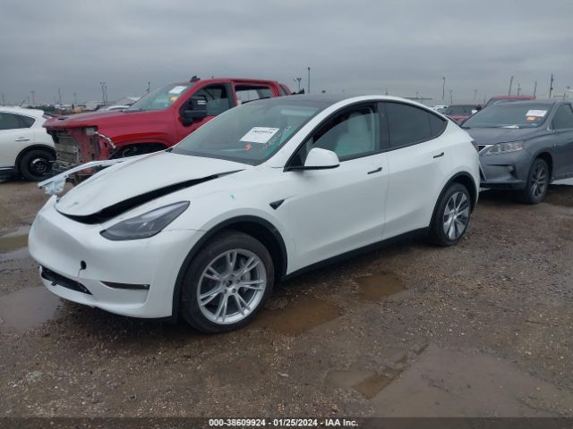 Photo 1 VIN: 7SAYGDEE0PF883493 - TESLA MODEL Y 