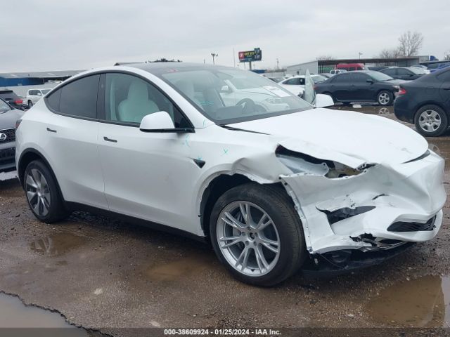 Photo 5 VIN: 7SAYGDEE0PF883493 - TESLA MODEL Y 