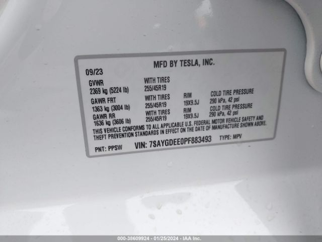 Photo 8 VIN: 7SAYGDEE0PF883493 - TESLA MODEL Y 