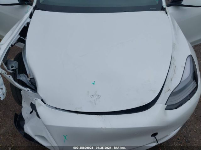 Photo 9 VIN: 7SAYGDEE0PF883493 - TESLA MODEL Y 