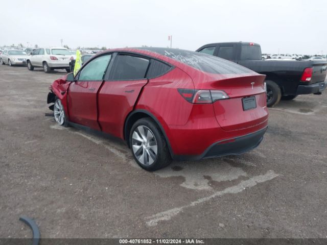 Photo 2 VIN: 7SAYGDEE0RA255644 - TESLA MODEL Y 