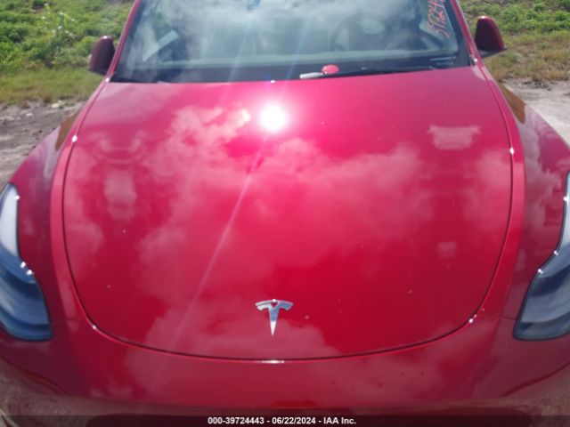 Photo 9 VIN: 7SAYGDEE0RA277000 - TESLA MODEL Y 