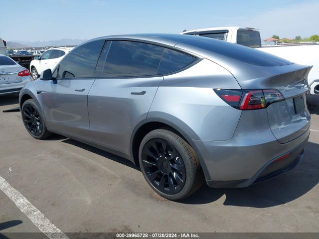 Photo 2 VIN: 7SAYGDEE0RA293245 - TESLA MODEL Y 