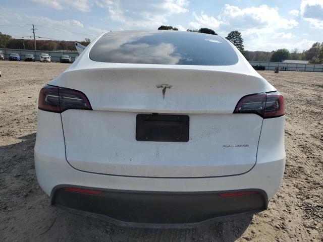 Photo 5 VIN: 7SAYGDEE0RA308715 - TESLA MODEL Y 