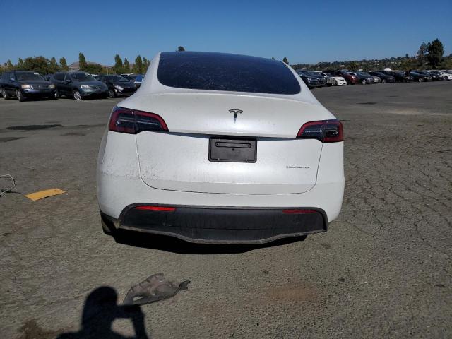 Photo 5 VIN: 7SAYGDEE0RF982107 - TESLA MODEL Y 