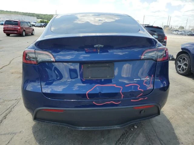 Photo 5 VIN: 7SAYGDEE1NF427743 - TESLA MODEL Y 