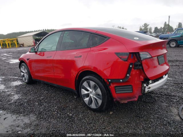 Photo 2 VIN: 7SAYGDEE1NF439178 - TESLA MODEL Y 