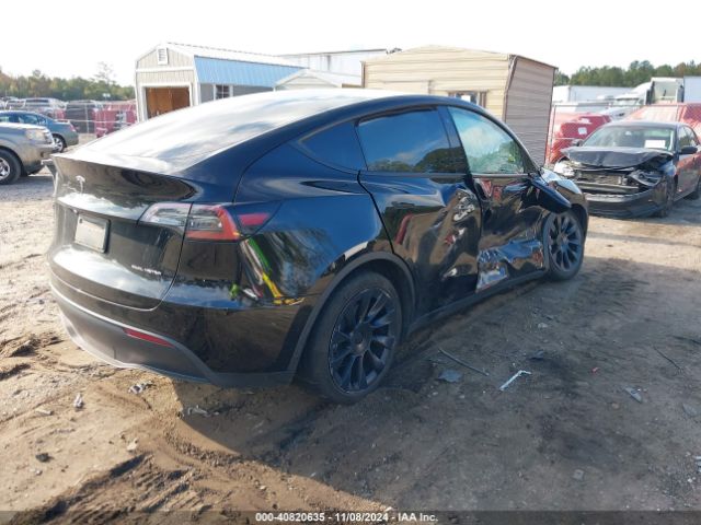 Photo 3 VIN: 7SAYGDEE1NF450861 - TESLA MODEL Y 