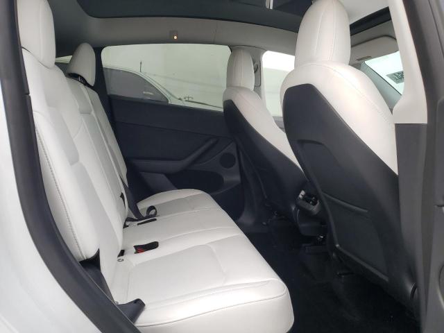 Photo 10 VIN: 7SAYGDEE1NF536784 - TESLA MODEL Y 