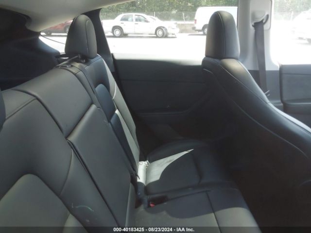 Photo 7 VIN: 7SAYGDEE1PA030579 - TESLA MODEL Y 