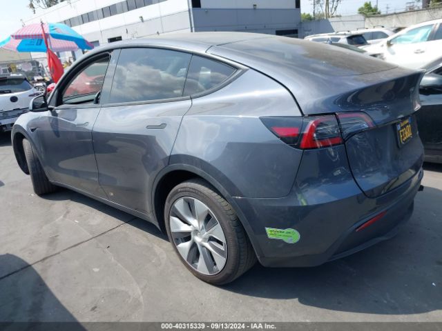 Photo 2 VIN: 7SAYGDEE1PA039525 - TESLA MODEL Y 