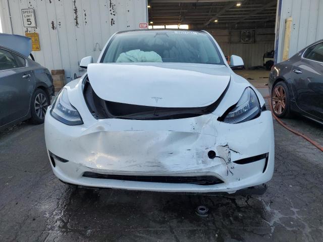 Photo 4 VIN: 7SAYGDEE1PA095898 - TESLA MODEL Y 