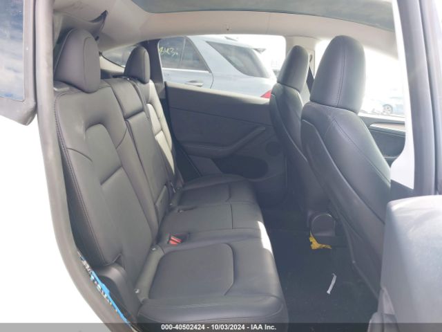 Photo 7 VIN: 7SAYGDEE1PA126521 - TESLA MODEL Y 