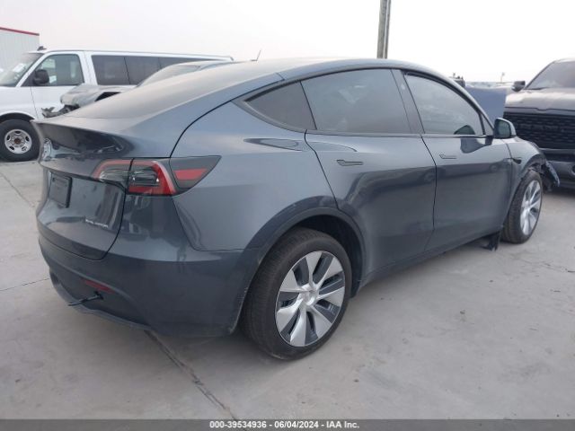 Photo 3 VIN: 7SAYGDEE1PA135185 - TESLA MODEL Y 