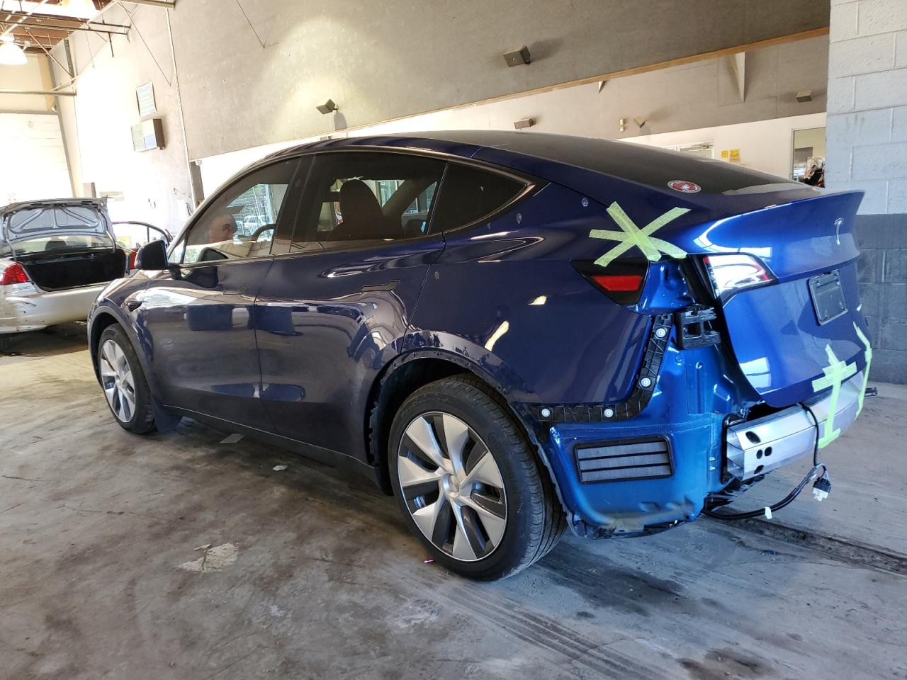 Photo 1 VIN: 7SAYGDEE1PA136420 - TESLA MODEL Y 