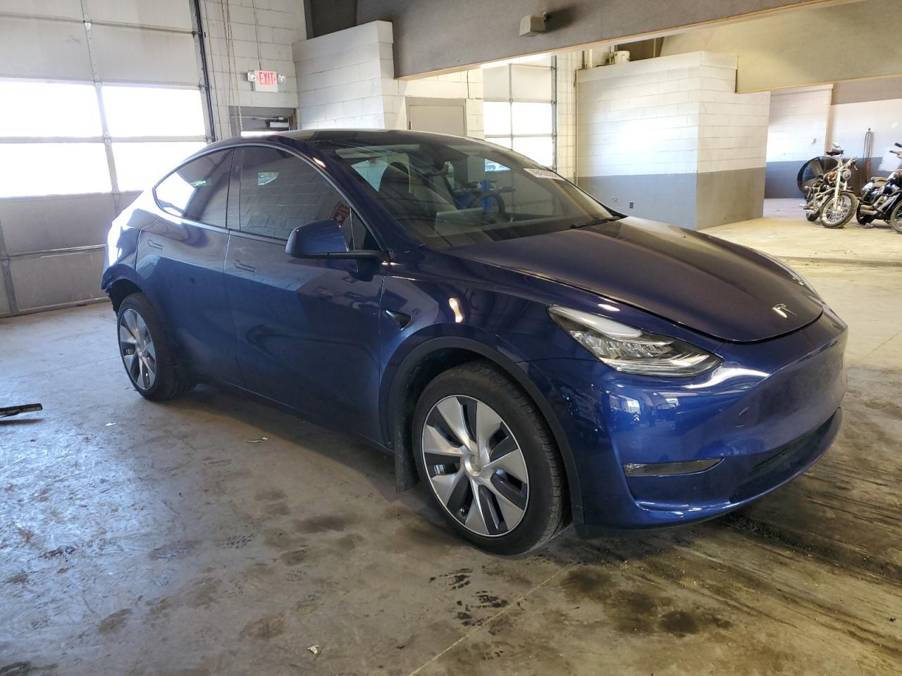 Photo 3 VIN: 7SAYGDEE1PA136420 - TESLA MODEL Y 