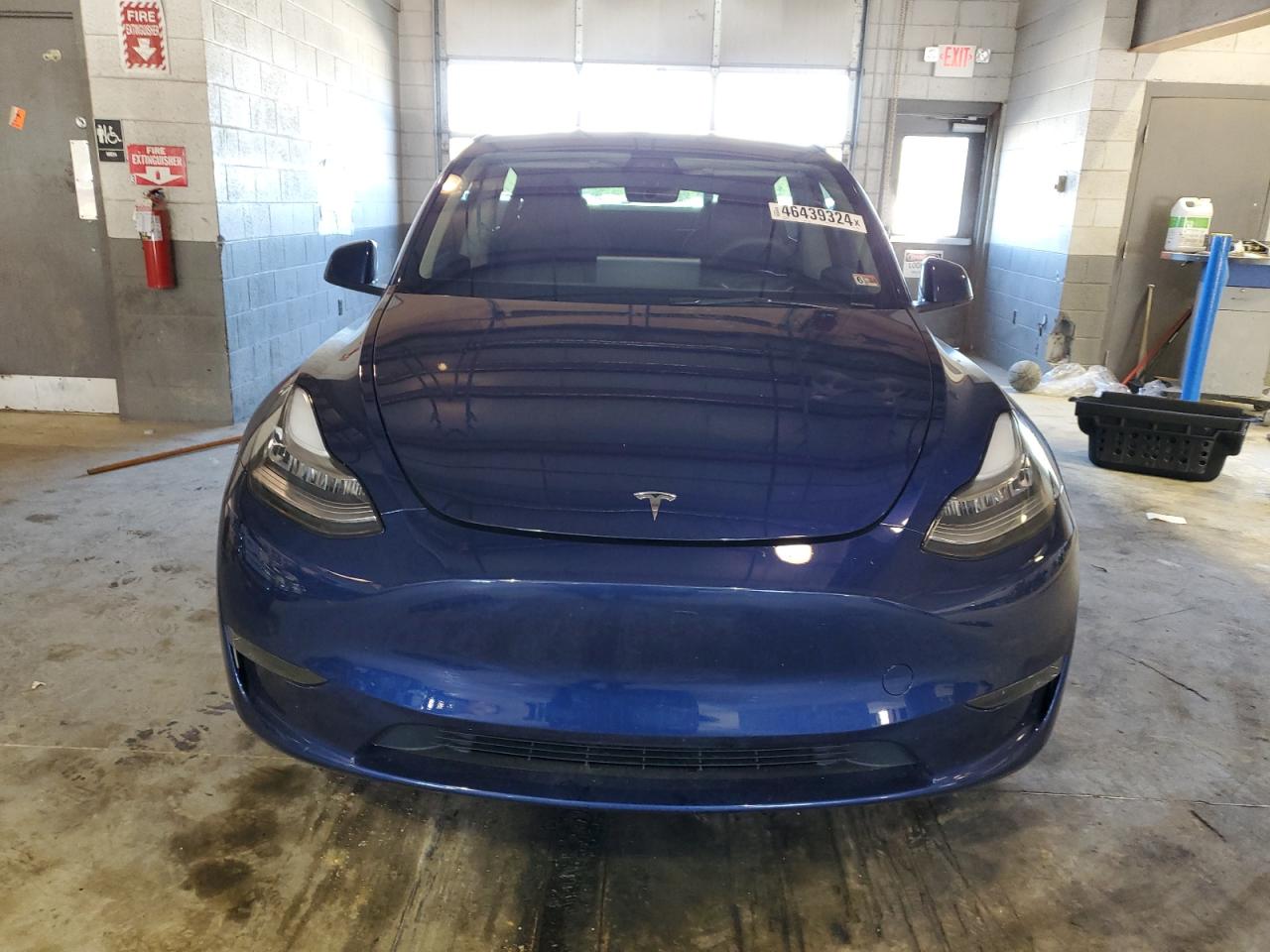 Photo 4 VIN: 7SAYGDEE1PA136420 - TESLA MODEL Y 