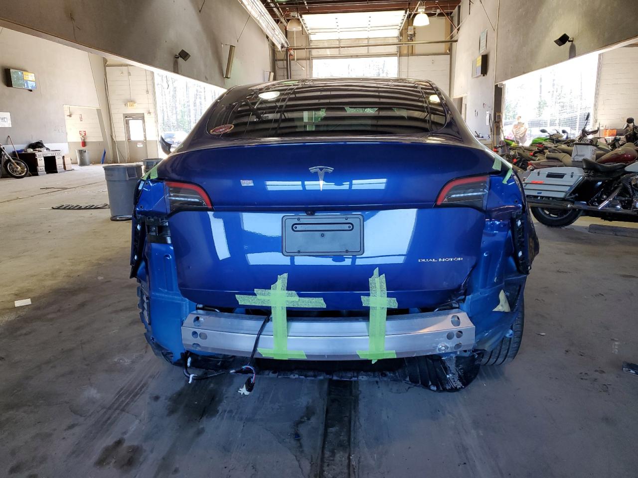 Photo 5 VIN: 7SAYGDEE1PA136420 - TESLA MODEL Y 