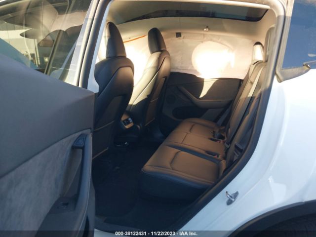 Photo 7 VIN: 7SAYGDEE1PA140936 - TESLA MODEL Y 