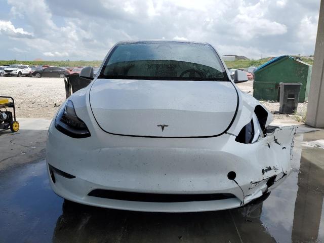 Photo 4 VIN: 7SAYGDEE1PF590900 - TESLA MODEL Y 