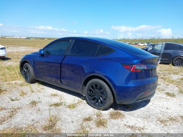 Photo 2 VIN: 7SAYGDEE1PF630201 - TESLA MODEL Y 