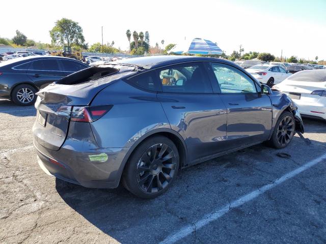 Photo 2 VIN: 7SAYGDEE1PF637410 - TESLA MODEL Y 