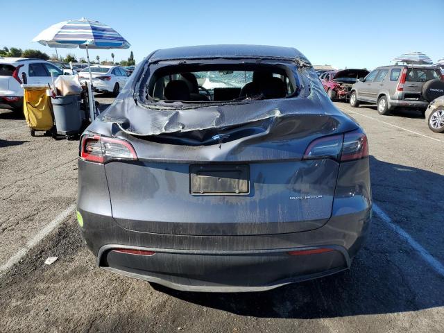 Photo 5 VIN: 7SAYGDEE1PF637410 - TESLA MODEL Y 