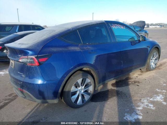 Photo 3 VIN: 7SAYGDEE1PF708511 - TESLA MODEL Y 