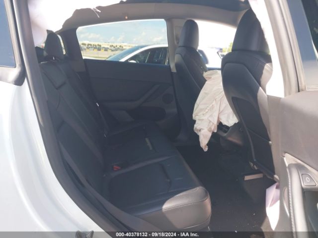 Photo 7 VIN: 7SAYGDEE1PF760785 - TESLA MODEL Y 