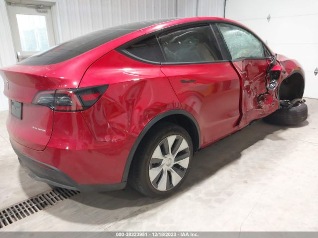 Photo 3 VIN: 7SAYGDEE1PF805367 - TESLA MODEL Y 