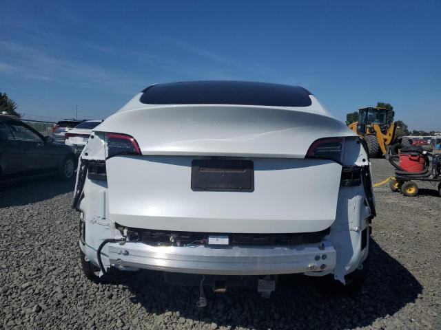 Photo 5 VIN: 7SAYGDEE1PF812593 - TESLA MODEL Y 